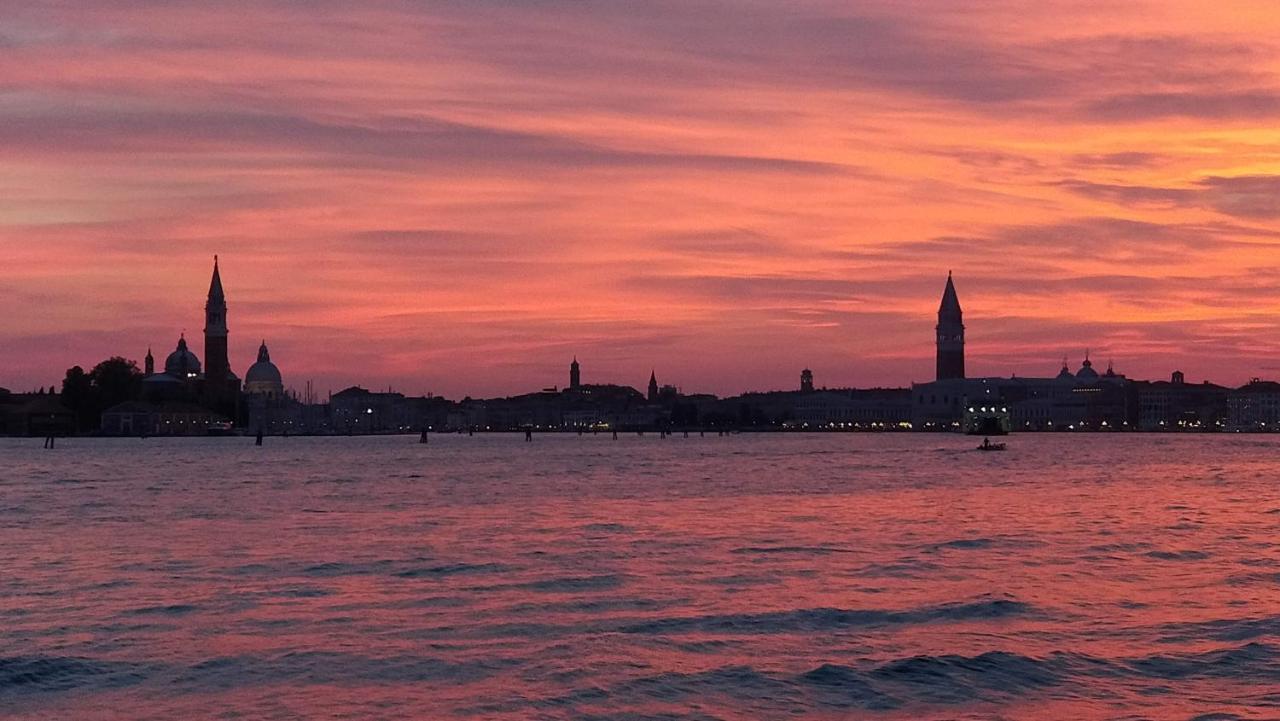 Porte Di Venezia, Tessera Aeroporto Hotel Municipalità di Municipalità di Favaro Veneto Kültér fotó